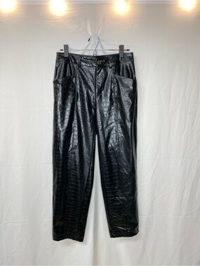 Black Faux Croc Leather Woman’s Pants size 6